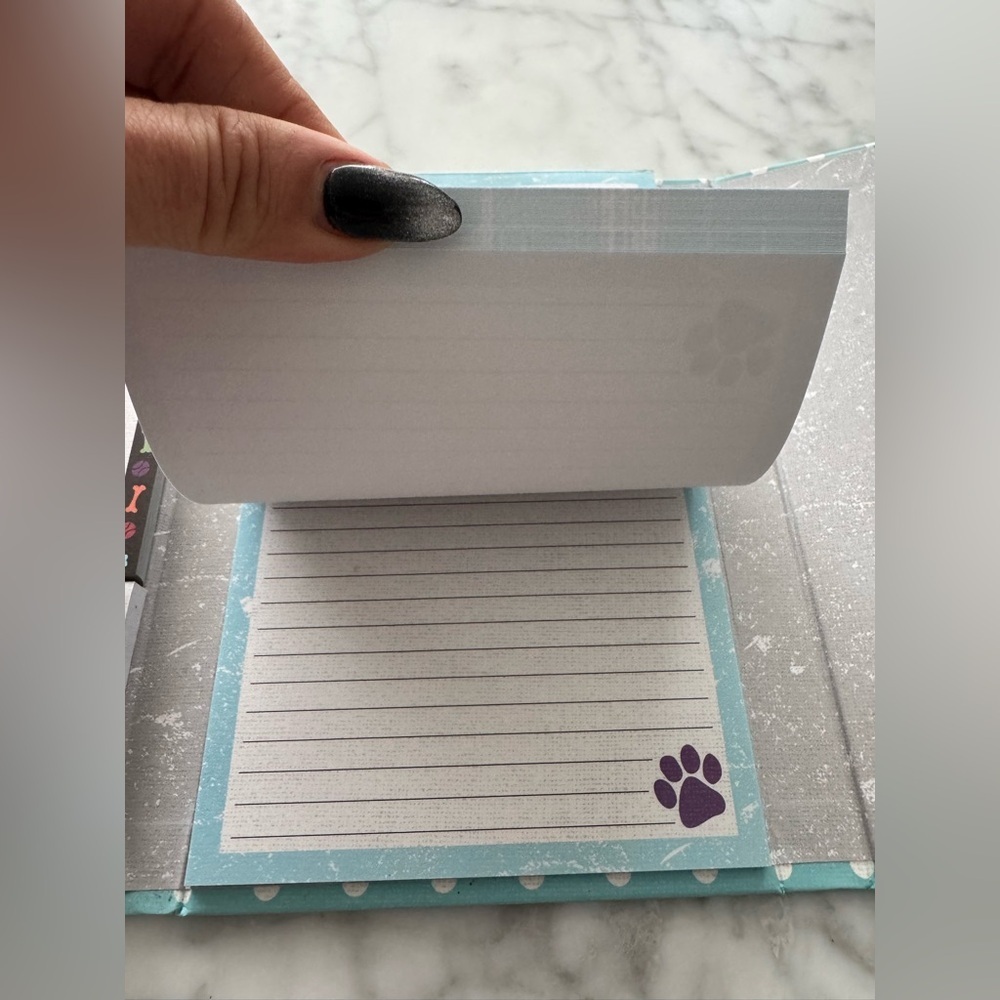 Dog Lover Notepad Set w/ Sticky Notes & Magnetic Closure - Picture 7 of 10